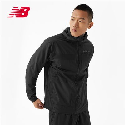 NEW BALANCE 男款连帽运动舒适跑步训练夹克外套AMJ21044-BK