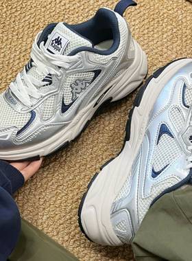 男女比萨30° 羽翼 Y2K复古老爹鞋K0EX5MC08CJ-1118