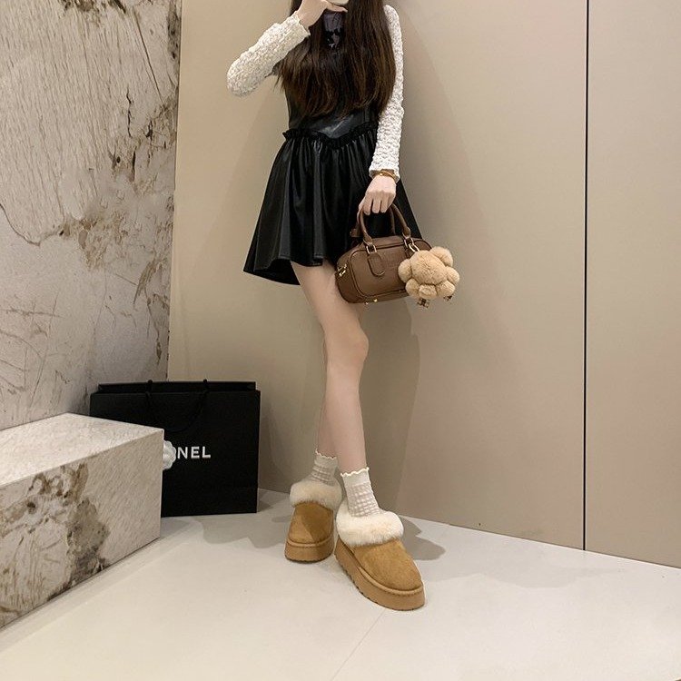 2025冬季新款绒面黄棕色套筒雪地靴短筒圆头人造短毛绒202