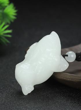 和田玉白玉招财进宝三足金蟾挂件把件新疆玉立体三角蟾腰挂坠玉佩