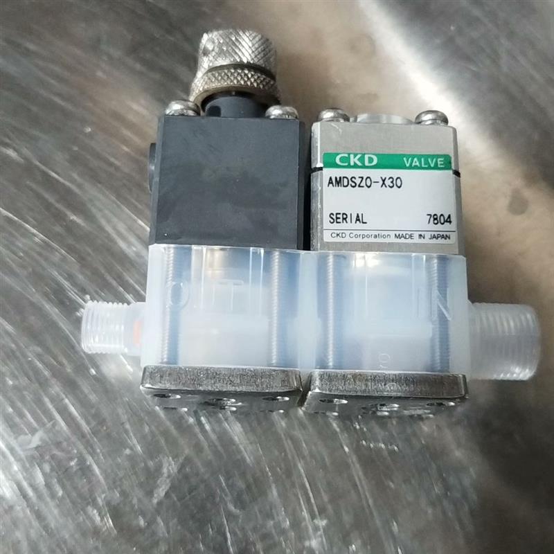 AMDSZ0-X30 CKD气动阀二手件成色如图  所示。议-议价