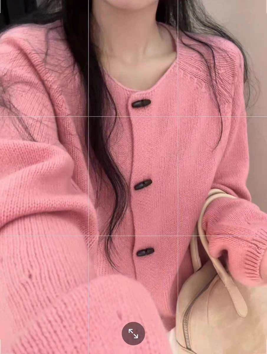 全羊毛100%欧洲站牛角扣针织开衫秋季通勤减龄休闲单排扣毛衣外套