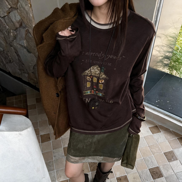 ZW卓娃正品复古卡通小房子印花长袖T恤女早秋撞色领宽松打底上衣图片