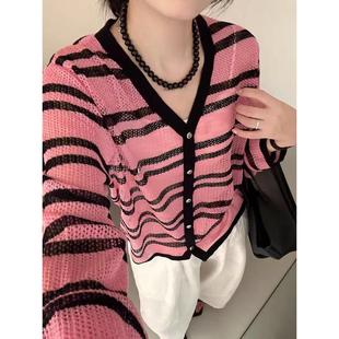 女宽松显瘦减龄长袖 HZ25秋季 百搭V领条纹针织开衫 新款 上衣潮 时尚