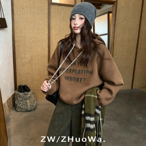 ZW卓娃正品复古字母印花下摆抽绳女秋冬新休闲短款连帽卫衣35076