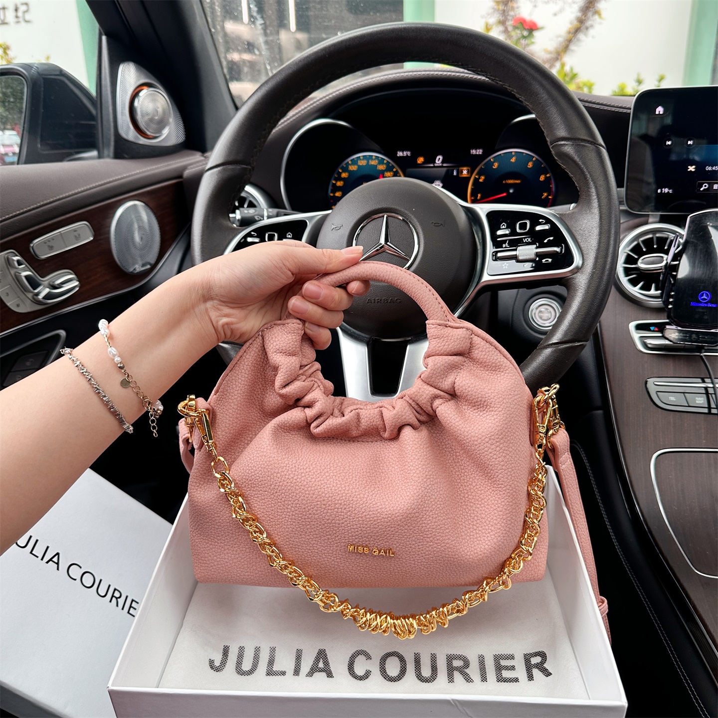 JULIA COURIER女包荔枝纹云朵手提包包女2025新款链条单肩斜挎包