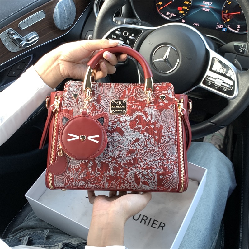 JULIA COURIER高级感绣花托特包包女2024新款轻奢婚包单肩斜挎包