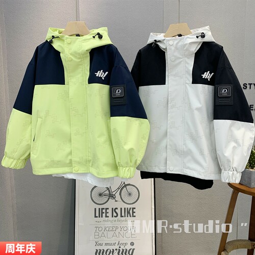 大E小e童装拼色连帽冲锋衣春款潮