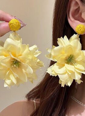 小众设计夸张黄色仿真花