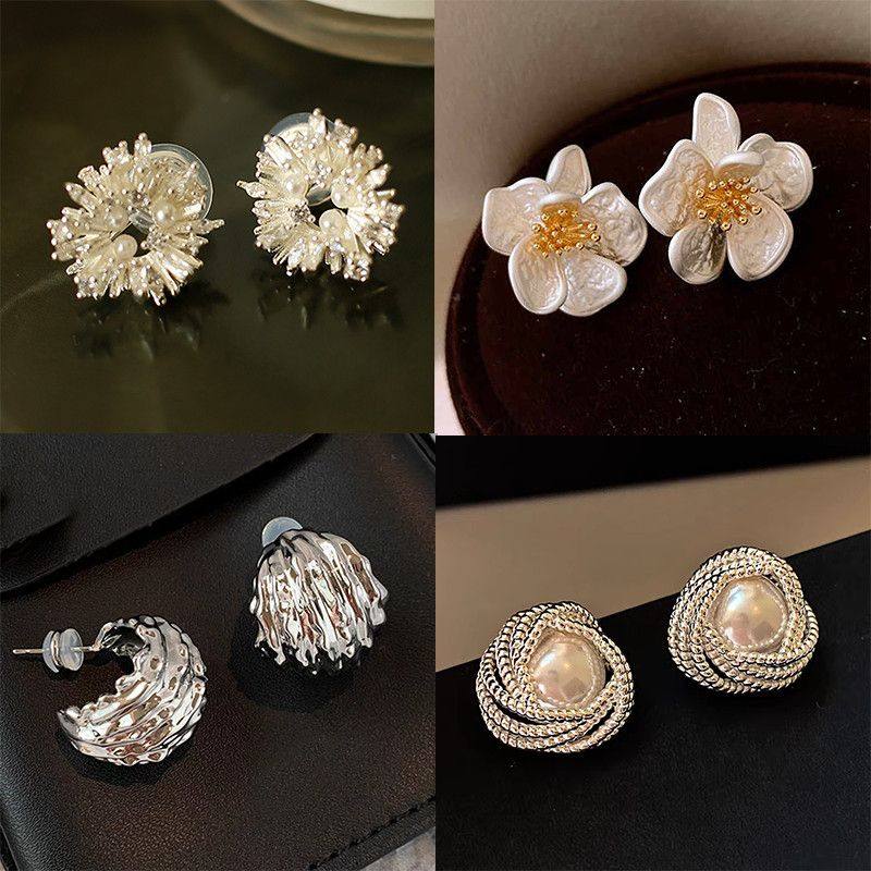气质白色纹理五瓣轻奢花朵耳钉设计耳饰高级2025新款洋气耳环金属,饰品/流行首饰/时尚饰品新,耳钉,淘宝优惠券,粉丝福利购,淘宝优惠卷