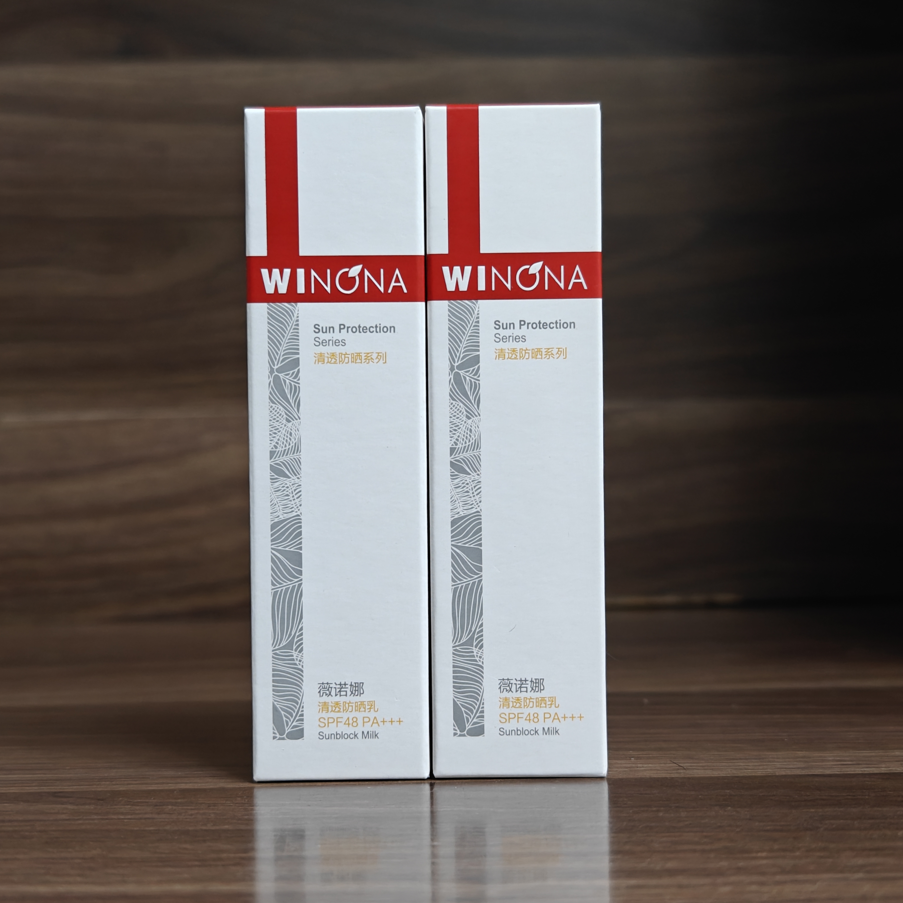 薇诺娜清透防晒乳spf48敏肌适用