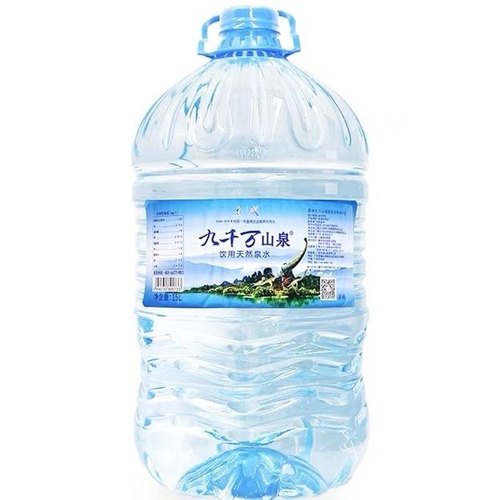 九千万桶装弱碱性山泉水