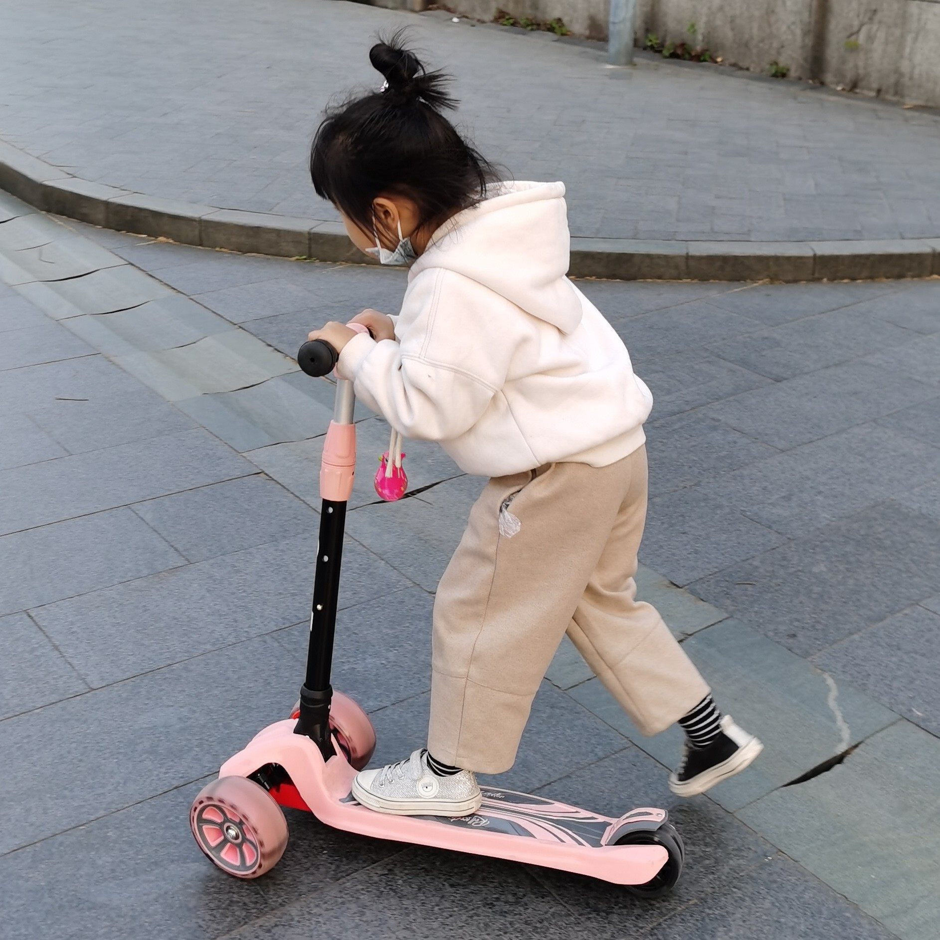 新款成人儿童滑板车1-2-3-6-11岁小孩溜溜车宝宝单脚男女踏板滑滑