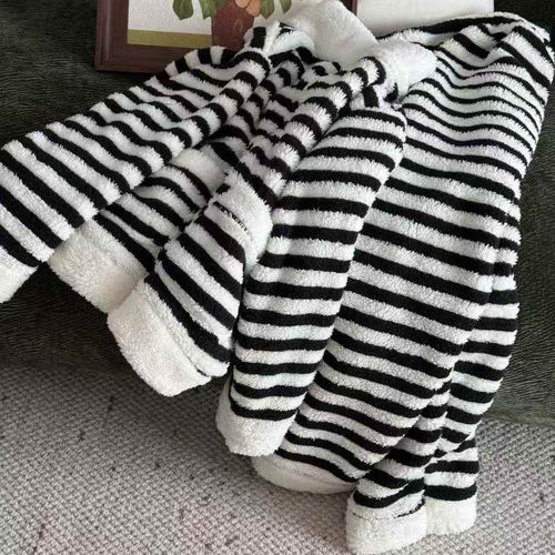 668-1222/33-158 秋冬女款甜美家居服睡衣套装