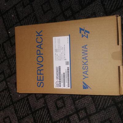 议价全新伺服驱动器SJDE-04APA质保一年库存现货欢迎询价包邮