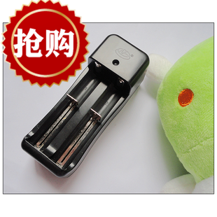 XHP70 XPL HI灯珠强光手电筒 26650锂电池充电器 二代L2