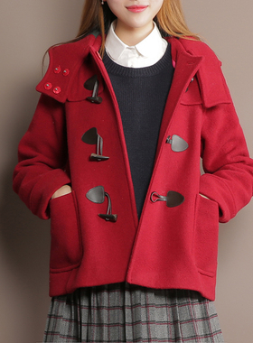 毛呢外套女春2025新款流行小清新学生短款牛角扣红色加厚呢子大衣