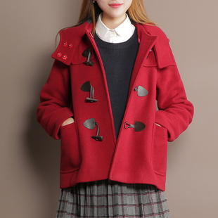 毛呢外套女春2025新款流行小清新学生短款牛角扣红色加厚呢子大衣