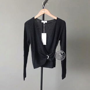 VM国内代购深红色黑色深V领性感修身短款亮丝针织衫女 324413029