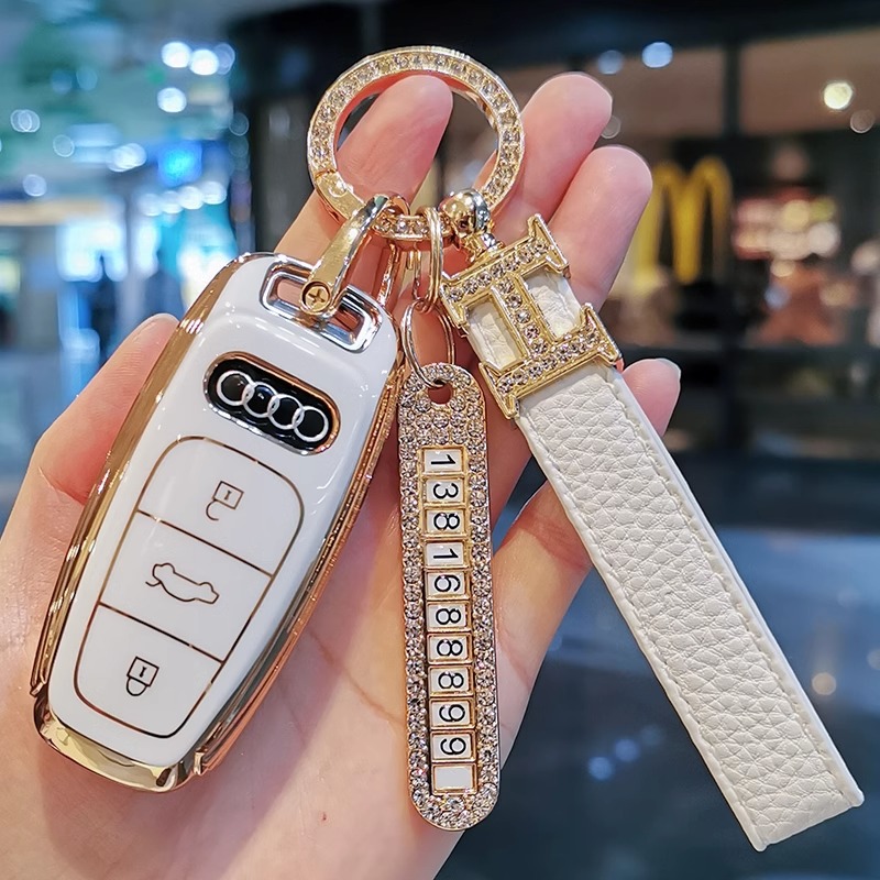 适用2023款奥迪A3钥匙套A3L改款专用钥匙包22款男女镶钻扣钥匙壳