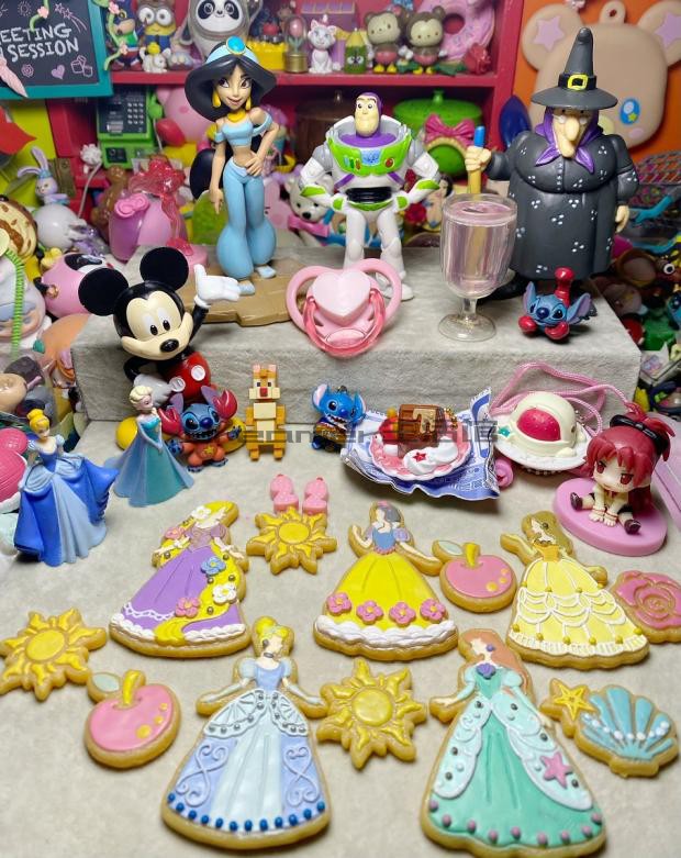 孤品正版散货迪S尼美国女孩公仔