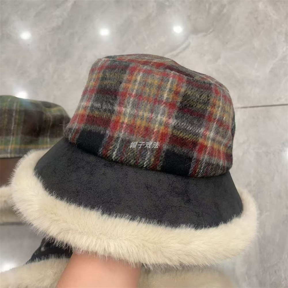 格子毛呢毛圈加厚东北护耳手感好百搭毛乎乎女式冬季保暖盆渔夫帽