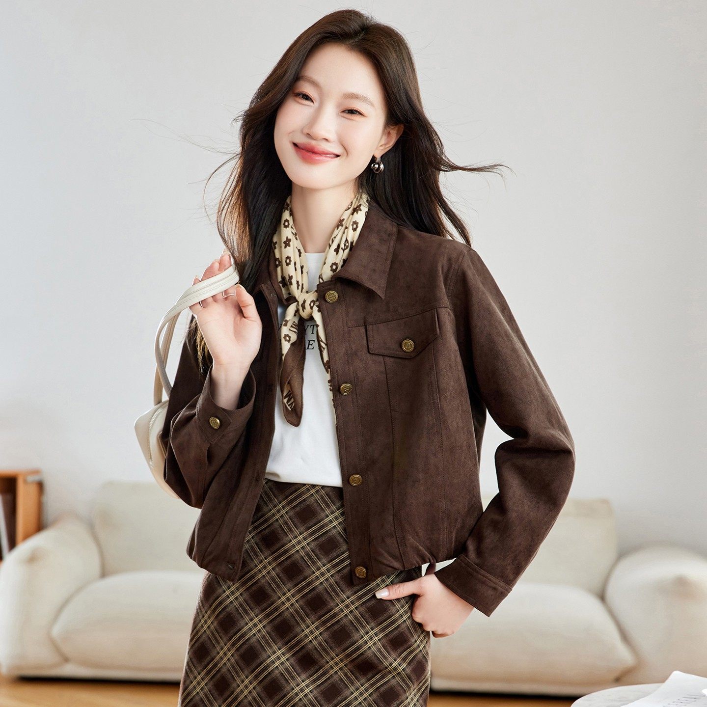 短款外套女2025新款春秋季小个子时尚气质美拉德仿麂皮绒夹克上衣,女装/女士精品,短外套,淘宝优惠券,粉丝福利购,淘宝优惠卷