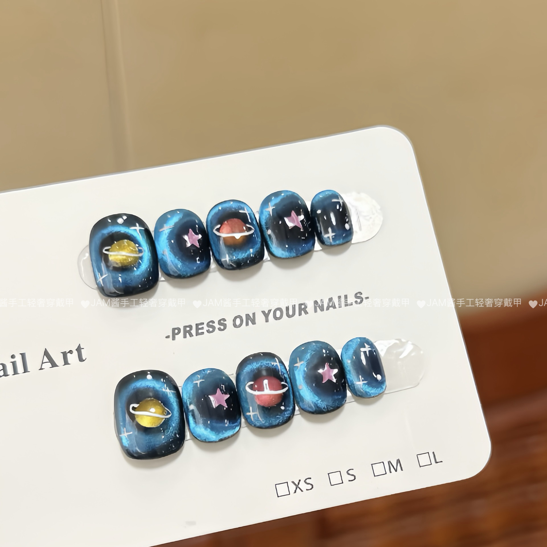 蓝色星球 新款纯手工穿戴甲猫眼短款手绘高级感穿戴式成品美甲贴