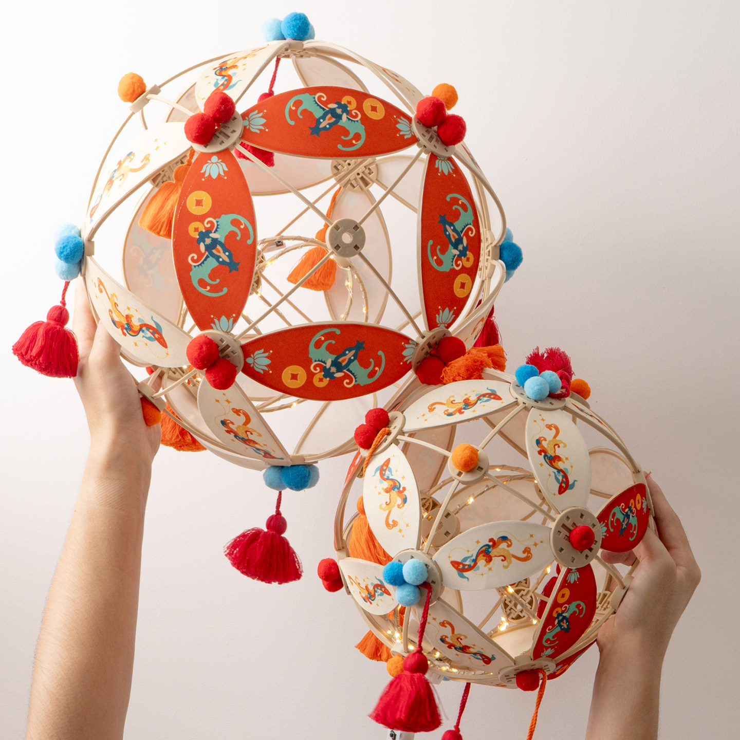 新年灯笼新款2026手工diy儿童手持非遗花灯古风绣球滚灯过年装饰