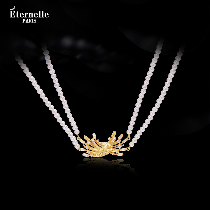 Eternelle双层叠戴珍珠颈链