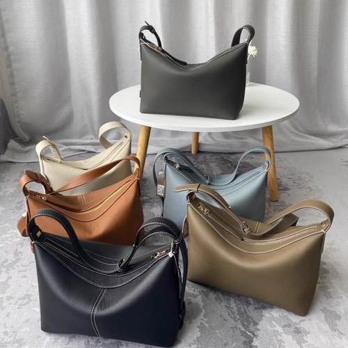 原创小众洋气真皮腋下包饭盒包