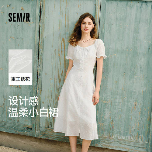 森马连衣裙女设计感重工绣花气质夏2025新款花边翻领泡泡袖小白裙