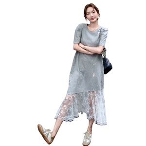 灰色蕾丝拼接连衣裙女2025年夏季新款韩系设计感气质减龄T恤长裙图片