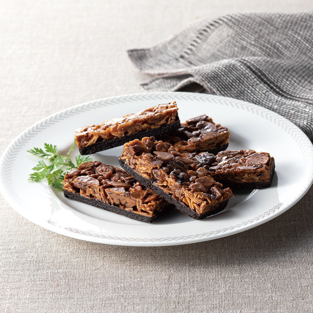 日本 冬季限定 杏仁碧根果焦糖黑巧克曲奇排 盒装 10枚