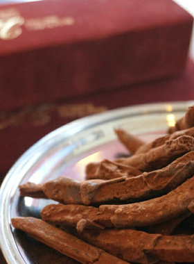 日本 秋冬限定 蜜橙皮巧克力 盒装 180-400g