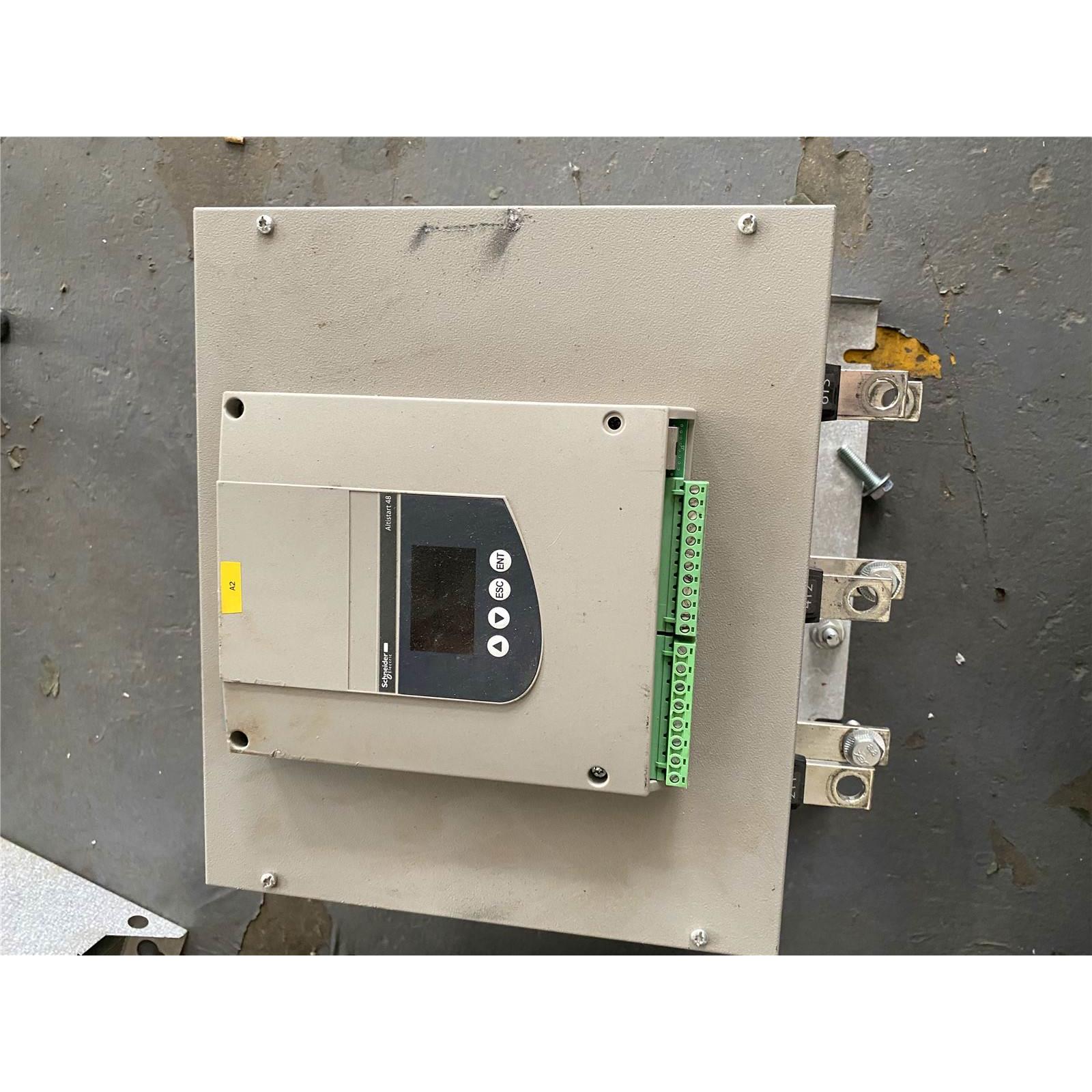 （议价）ATS48C21Q施耐德软启动ATS48系110kw成色漂亮功能包好现