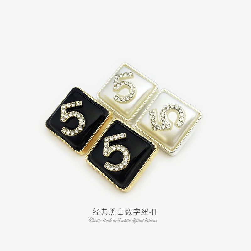 高端金属四方形数字5镶钻纽扣女西装毛衣外套风衣大衣钮扣装饰扣