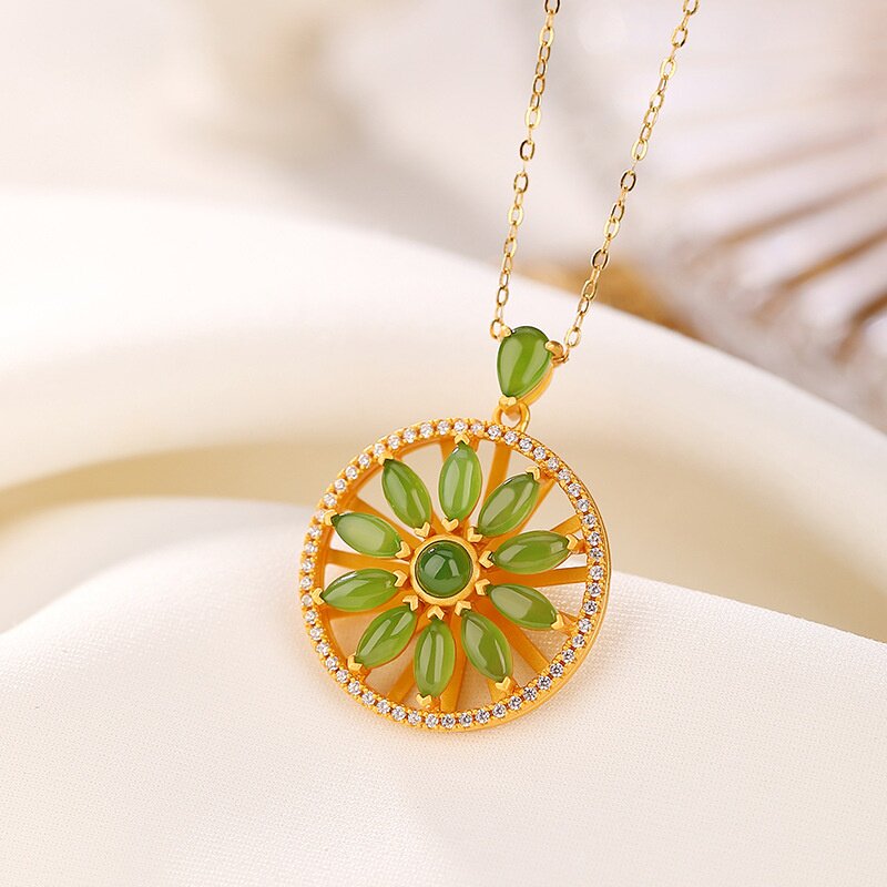 2025新款s925纯银天然和田玉碧玉吊坠气质时来运转风车复古项链女