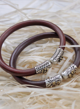 西藏纯银格桑花配饰鸡血藤手镯