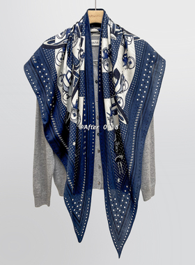 After【旋转中的巴黎 · 深蓝色】百搭神器！桑蚕绵羊毛三角巾女