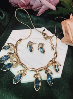 全新雅芳avon绿色宝石项链耳环套装水滴宝石项链耳钉两件套