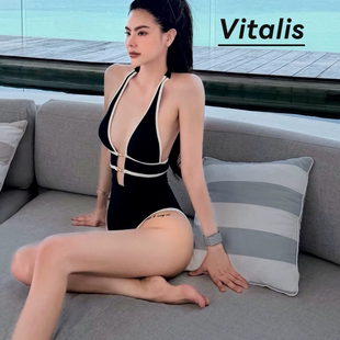 Vitalis风竞速运动泳装 性感遮肉显瘦连体比基尼小胸遮肚游泳衣女