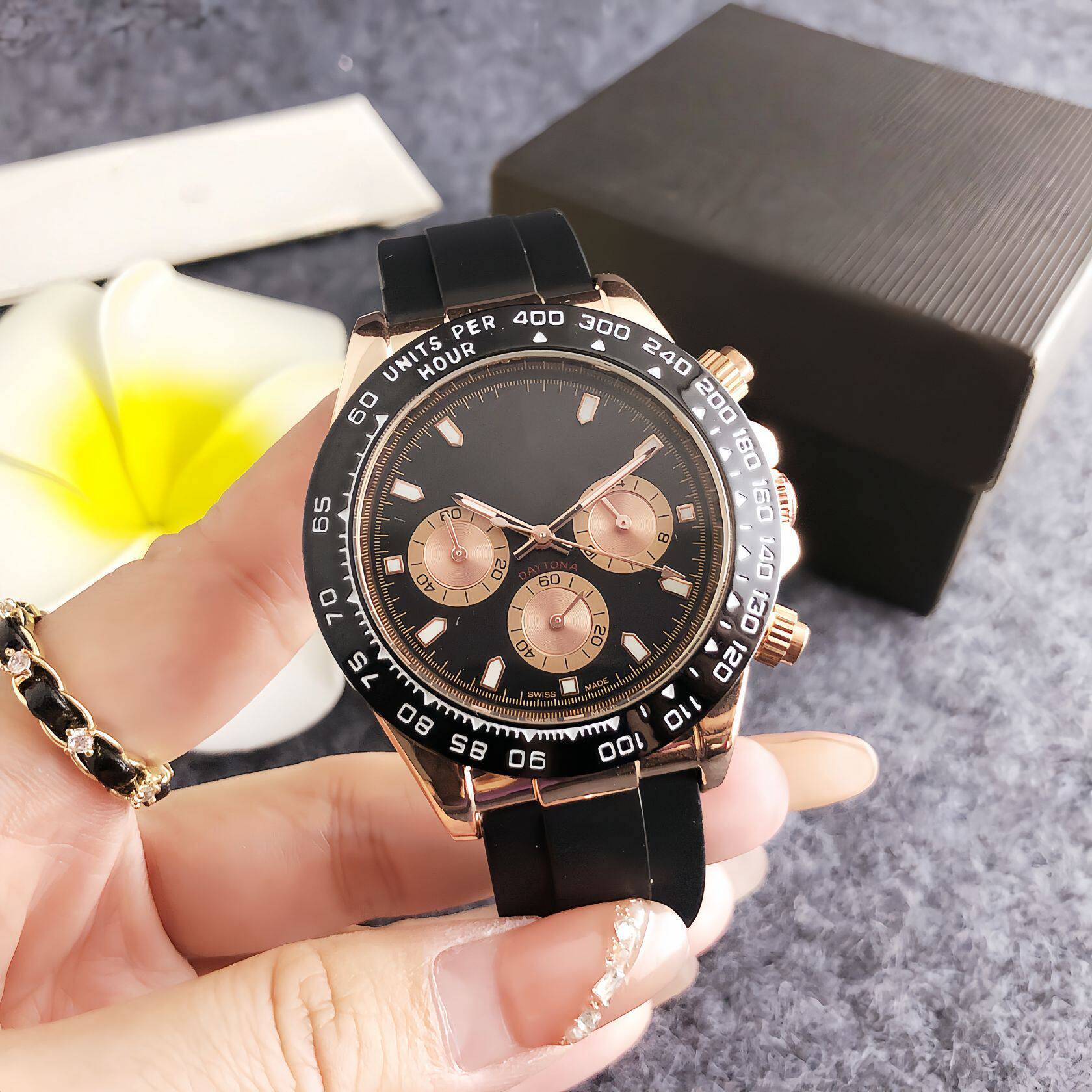 瑞士品牌男士运动胶带手表休闲6针秒跑石英手表厂家批发一件代发