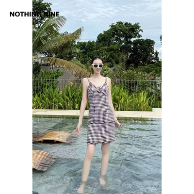 NOTHING NINE 午夜芭蕾胸花吊带连衣裙