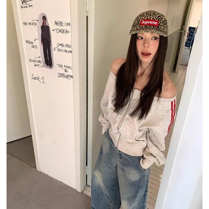 美式复古设计感一字杠条露肩长袖卫衣女辣妹修身运动显瘦软糯上衣