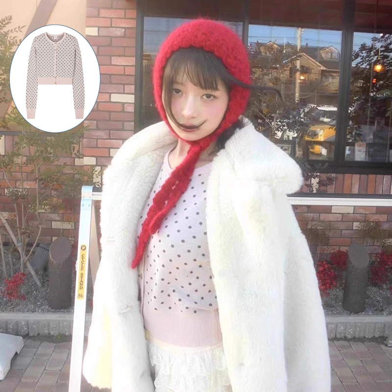 thumbnail for Rei Naoi ~ JIWOO ~ Hong Eunchae ~ AHYEON ~ Polka dot pattern knitted cardigan SCULPTOR slimming top