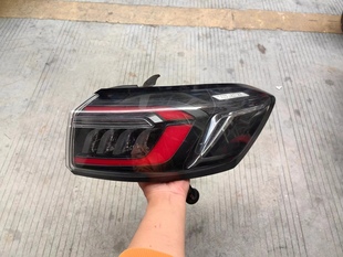 适用奇瑞瑞虎8PLUS后尾灯总成鲲鹏版瑞虎8PLUS左右后尾灯8P尾灯