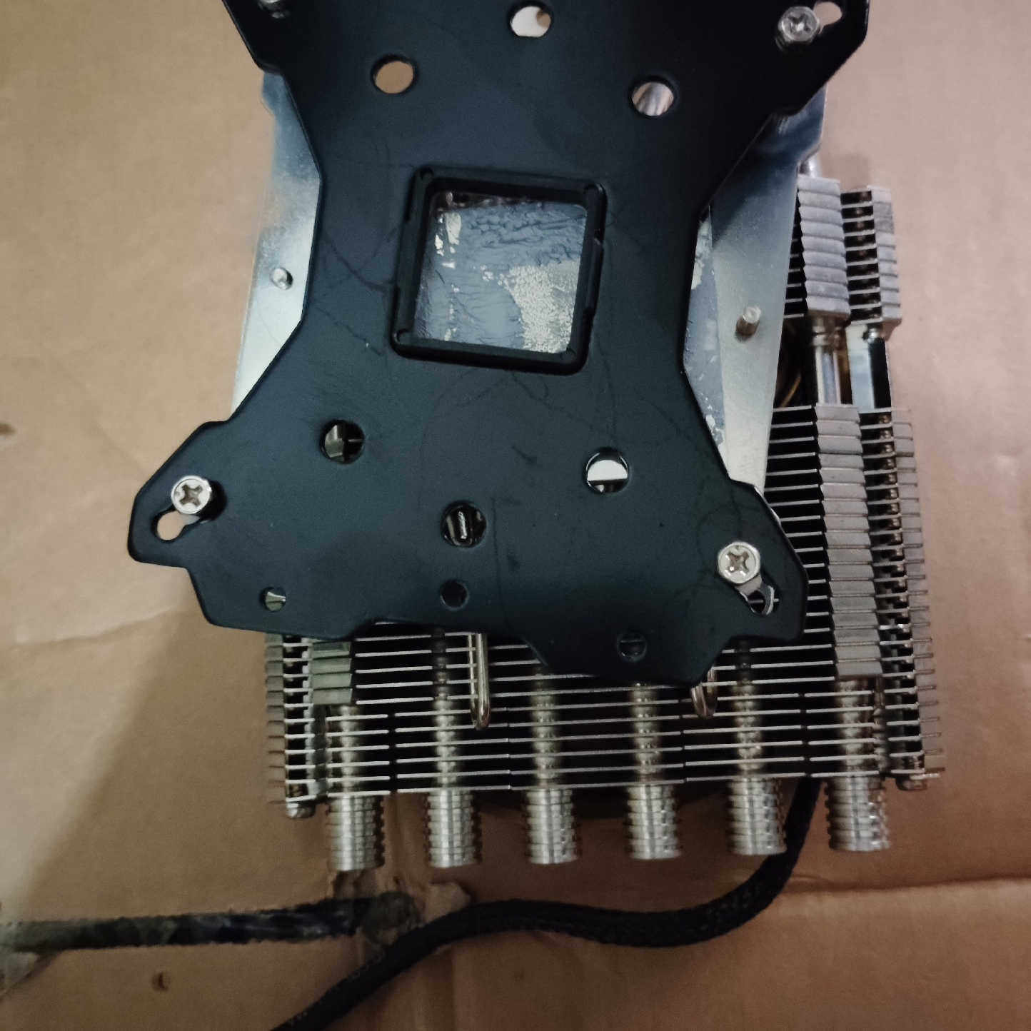 利民六热管itx超薄散热器 APX100风扇 775主板拆下.询价