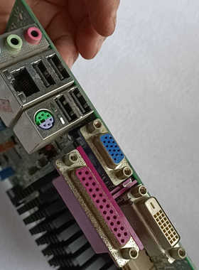 英特尔 D2700MUD集成CPU 主板 来.询价