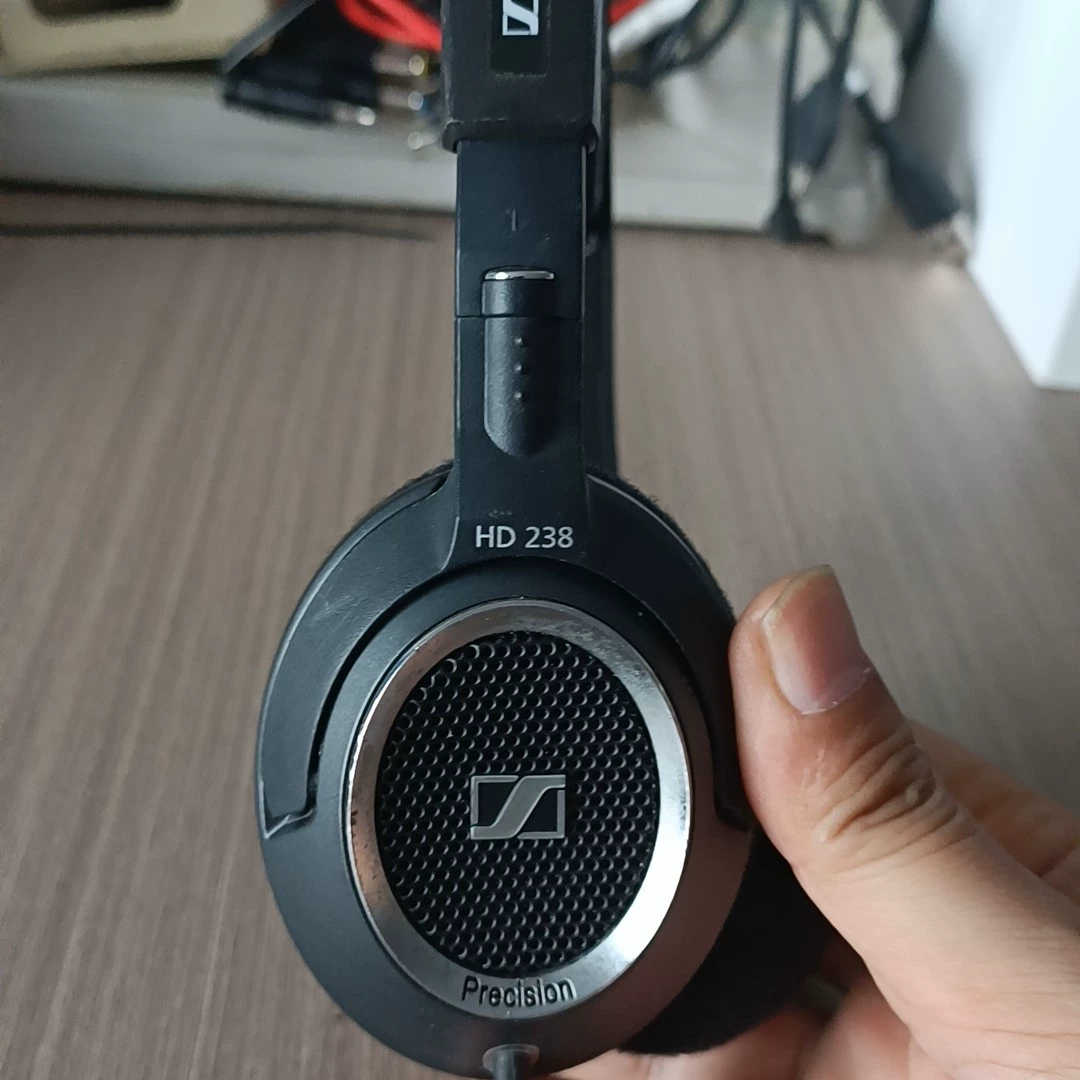 SENNHEISER森海塞尔 HD238 重低音耳机.询价